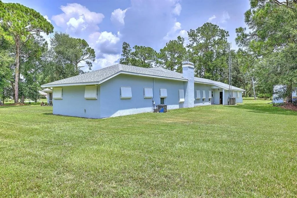 Photo of 2307 FAIRWAY LANE