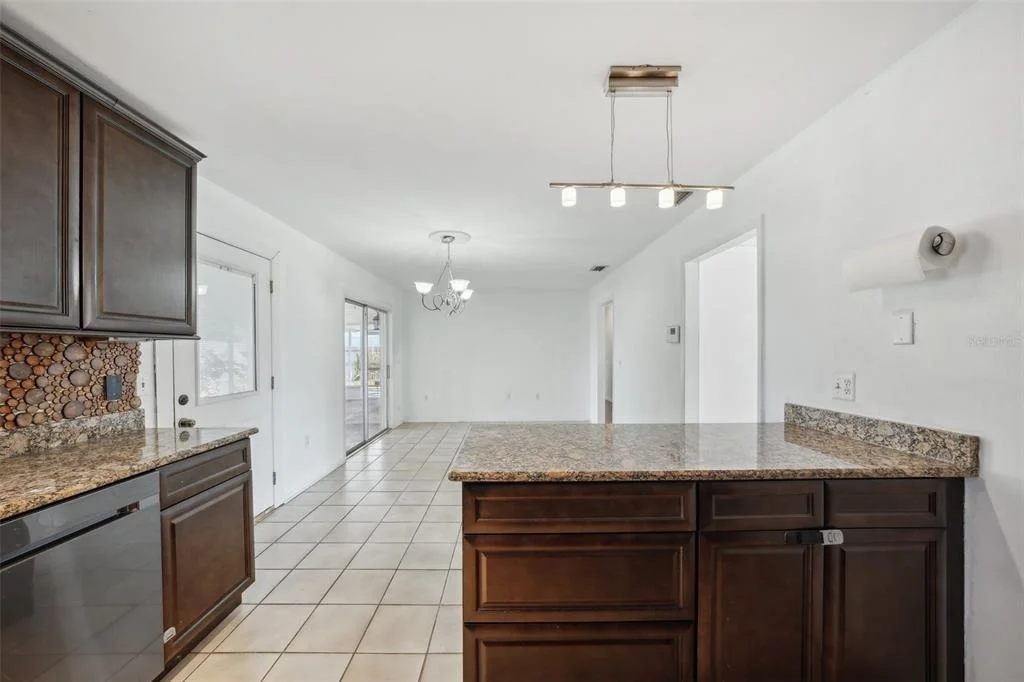 Photo of 503 HOLT CIRCLE