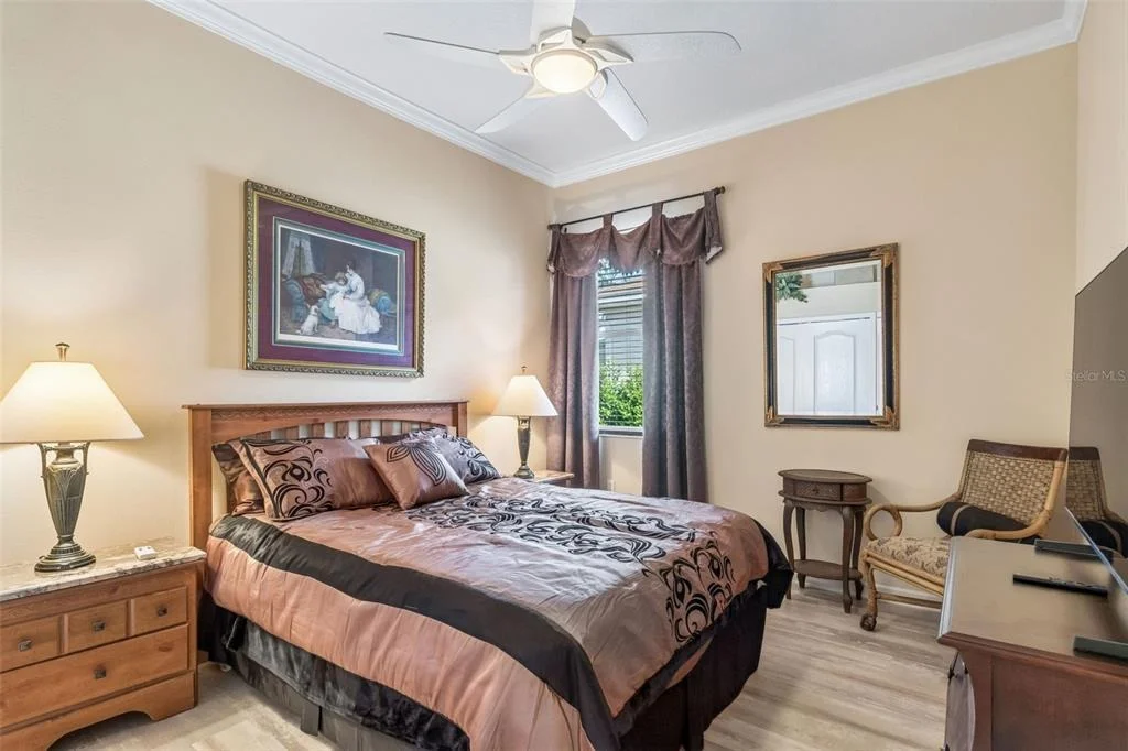 Photo of 566 PLANTERS MANOR WAY