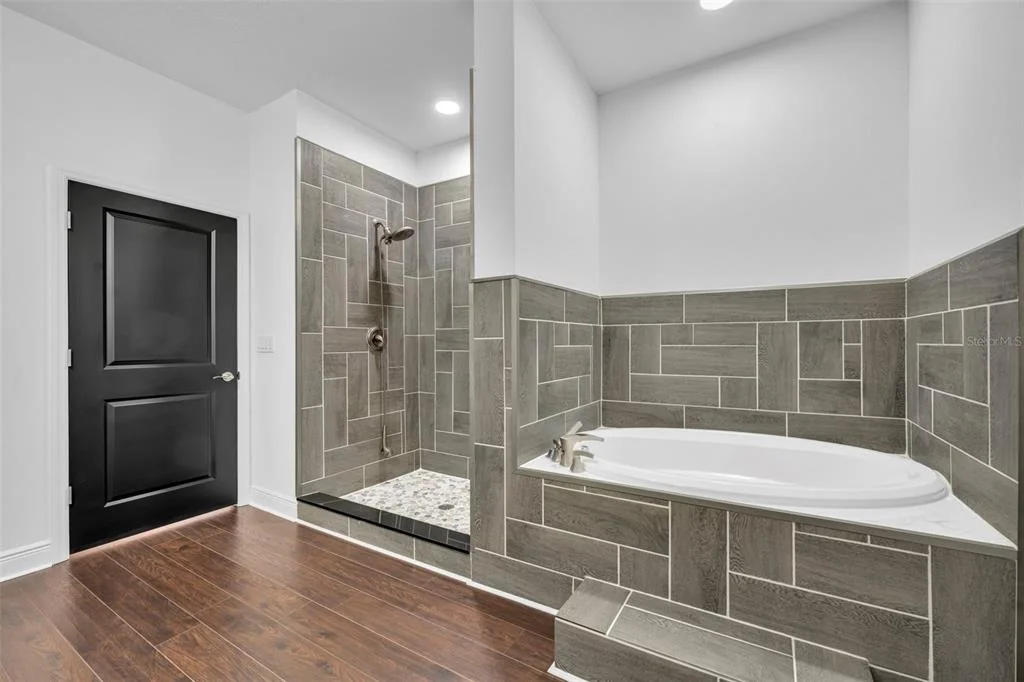 Photo of 2436 LAKEVIEW HEIGHTS