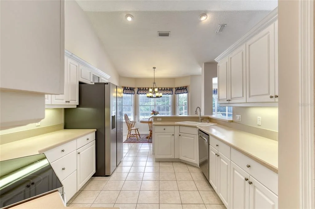 Photo of 5 WATERCLIFF LANE