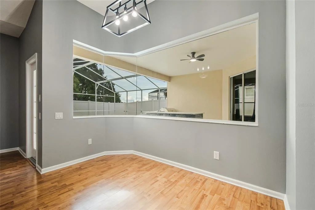 Photo of 116 OAK GROVE CIRCLE