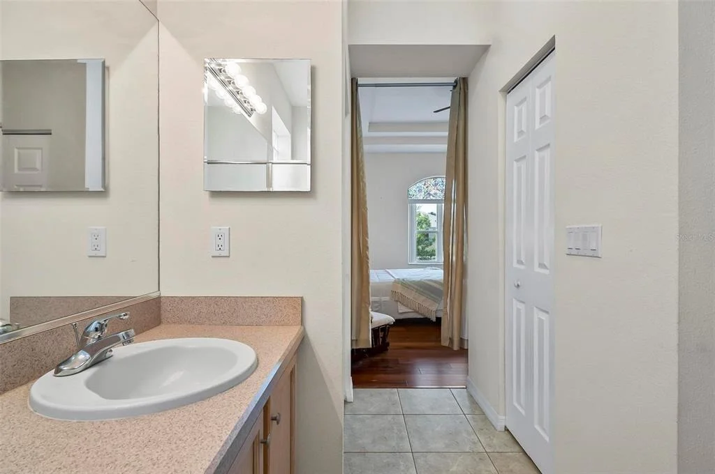 Photo of 19 RAINTREE CIRCLE