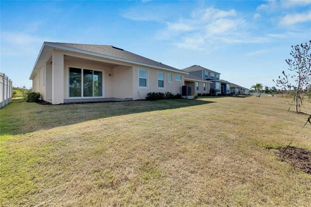 Photo of 923 SIGNET DRIVE