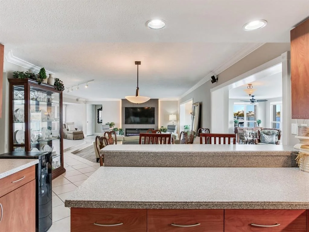 Photo of Unit B at 210 DOLPHIN POINT