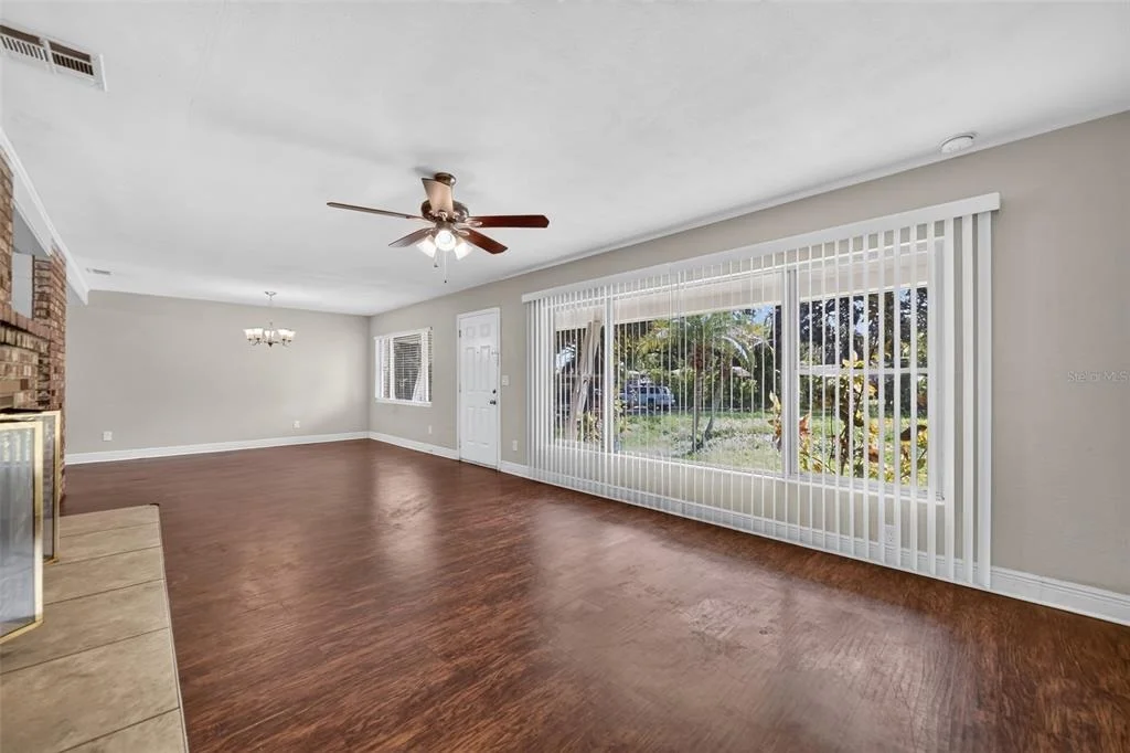 Photo of 351 STARLING ROAD
