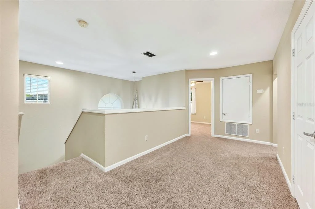 Photo of 1135 TOLUKE POINT
