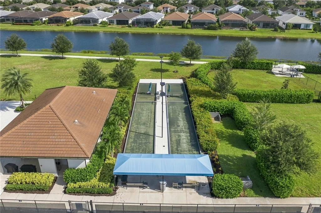 Photo of 4925 SURFSIDE CIRCLE