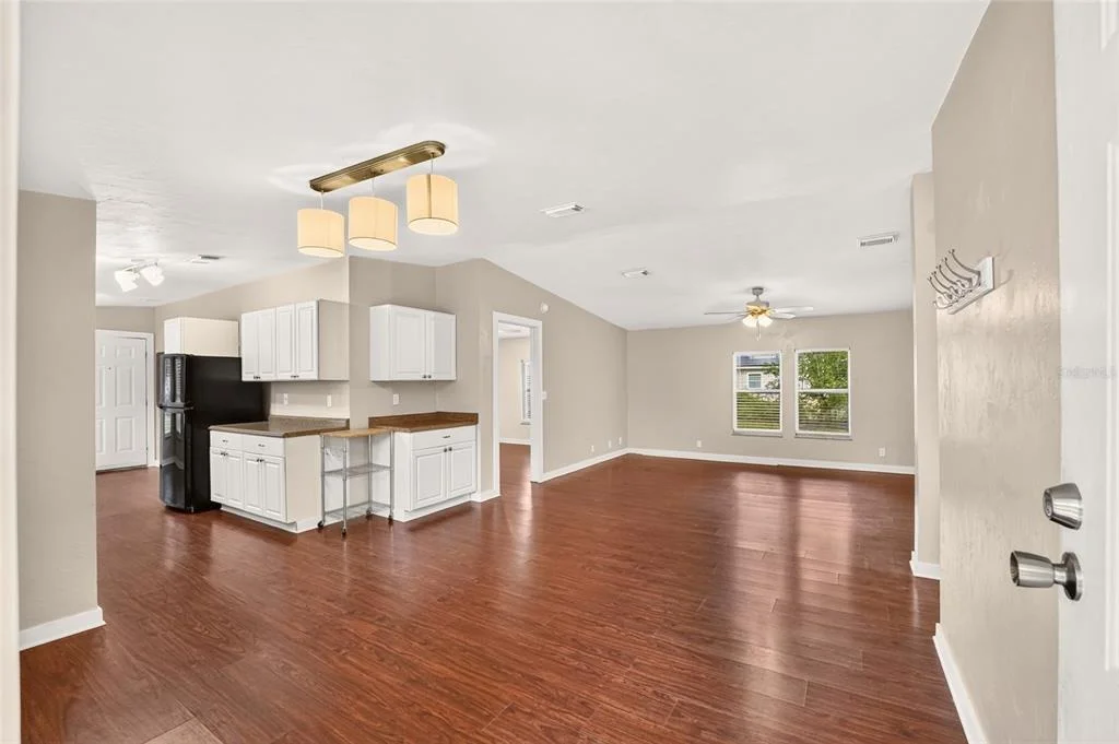 Photo of 1827 SE 43RD TERRACE