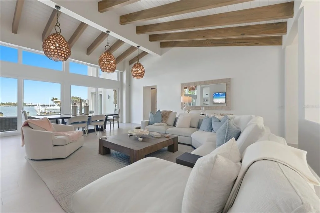 Photo of 216 BIRD KEY DRIVE