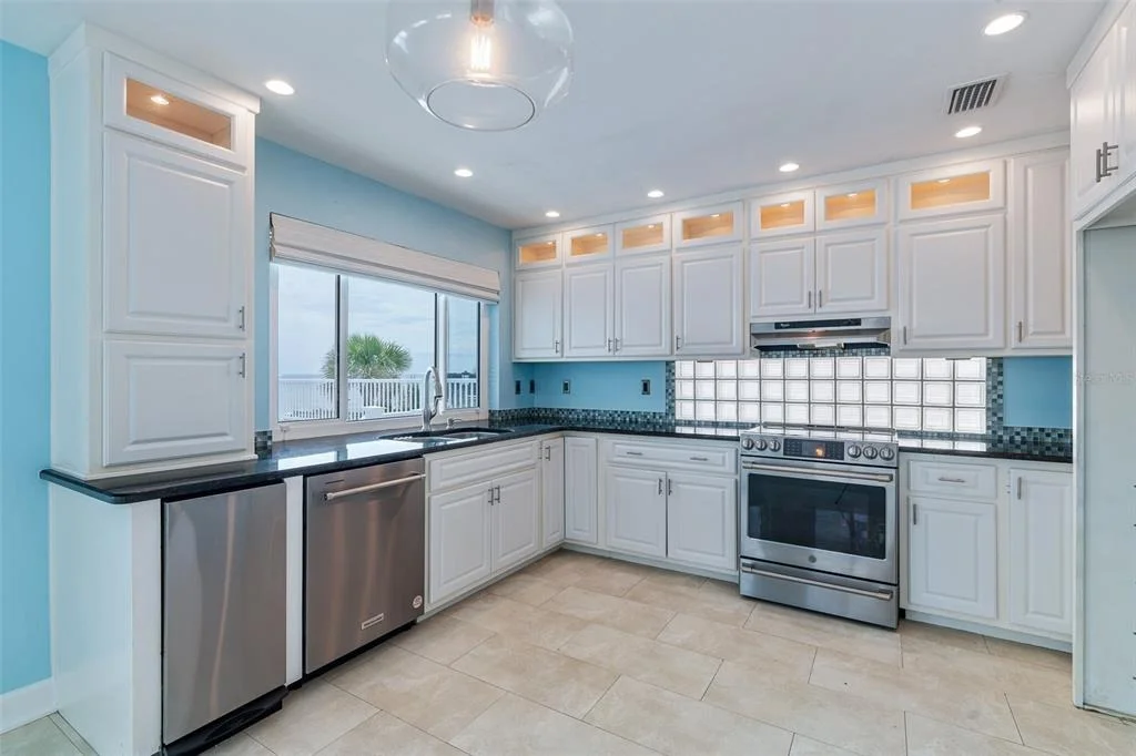 Photo of 339 OCEAN SHORE BOULEVARD