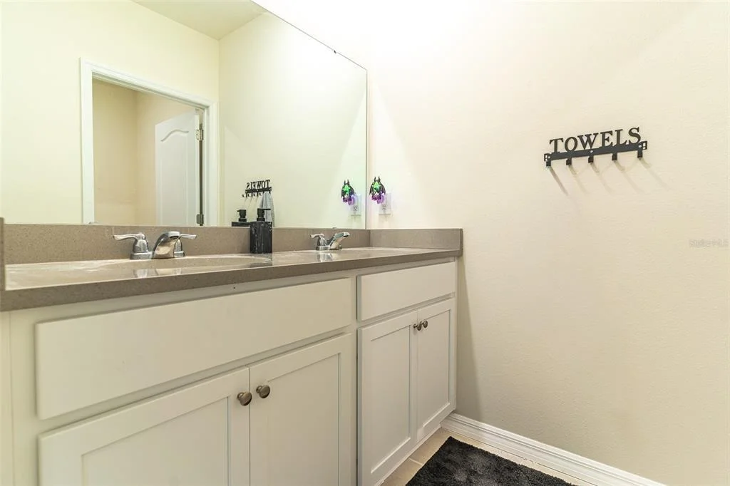 Photo of 1328 DAISY FIELD DRIVE