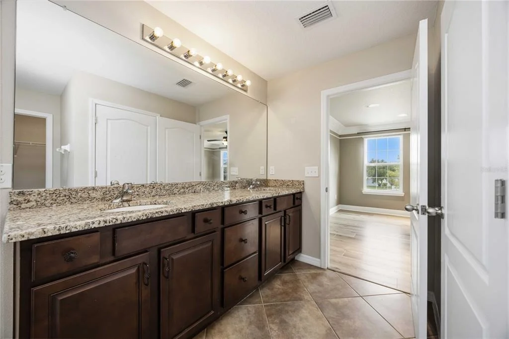 Photo of 3937 KING BRIDGE PLACE