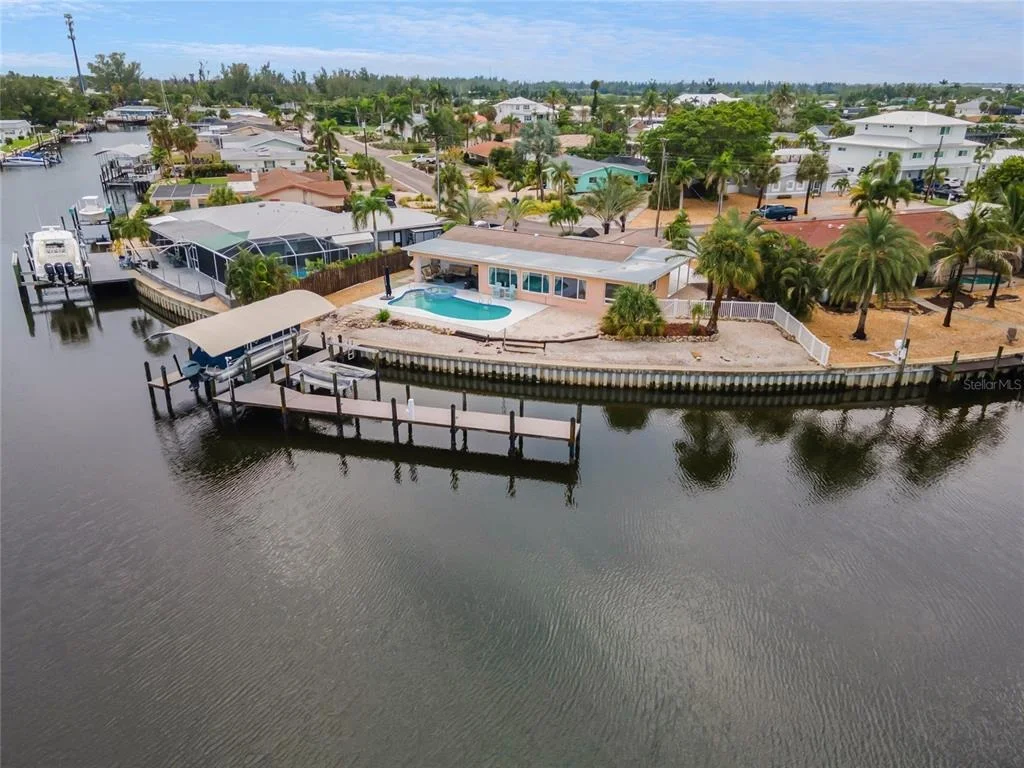 Photo of 4223 ROYAL PALM DRIVE