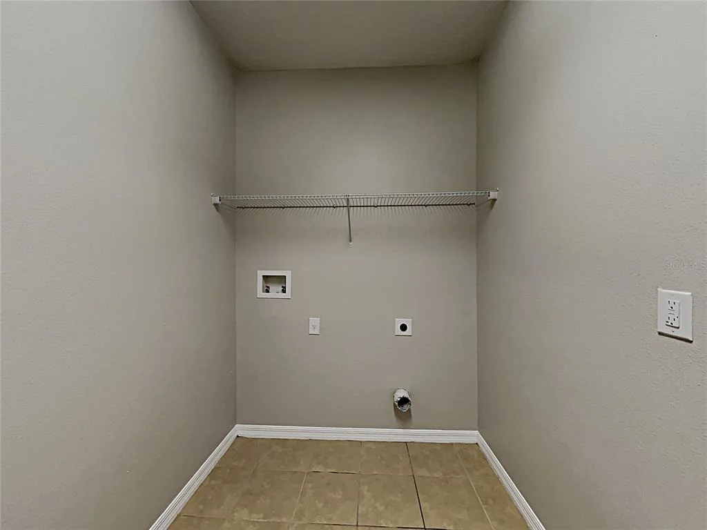 Photo of 1328 ARONIMINIK DRIVE