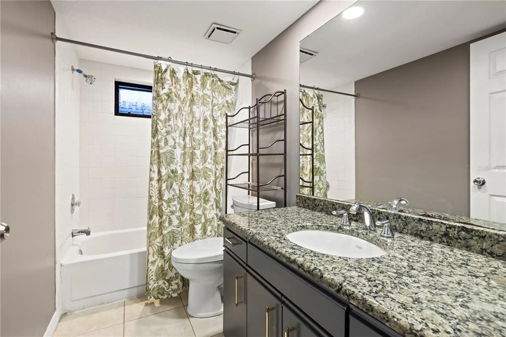 Photo of 14947 LAKE FOREST DRIVE