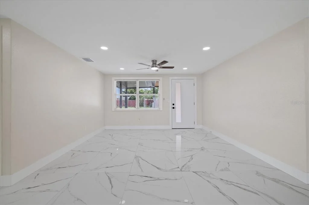 Photo of 2229 ROSELAWN DRIVE