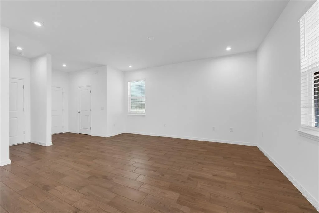 Photo of 4450 RIVER BEACON BOULEVARD