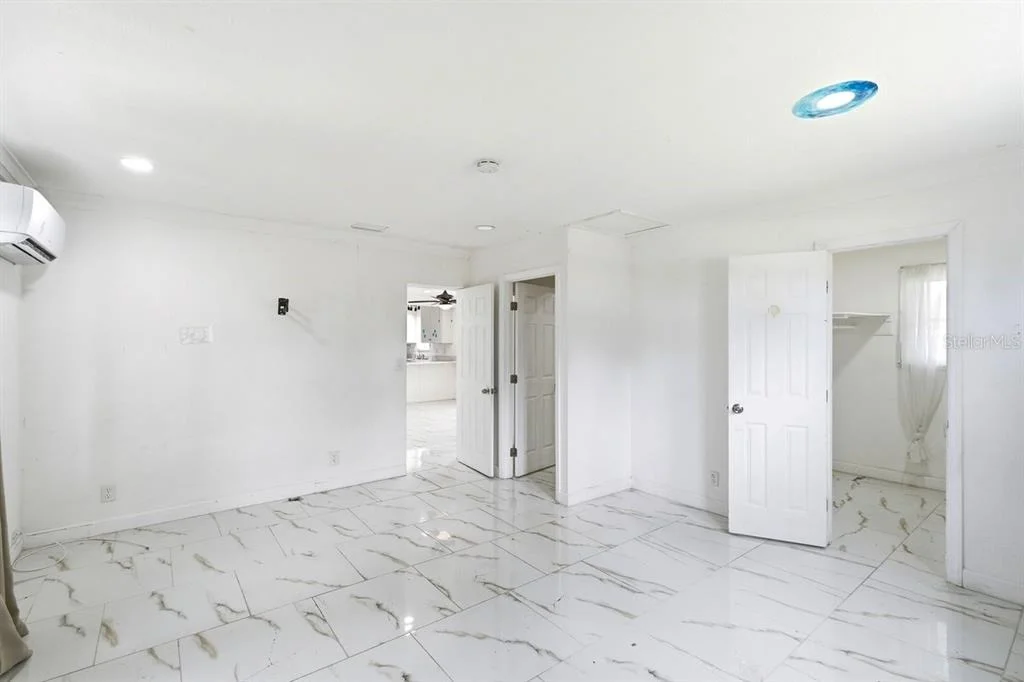 Photo of 5202 RIVERSIDE DRIVE