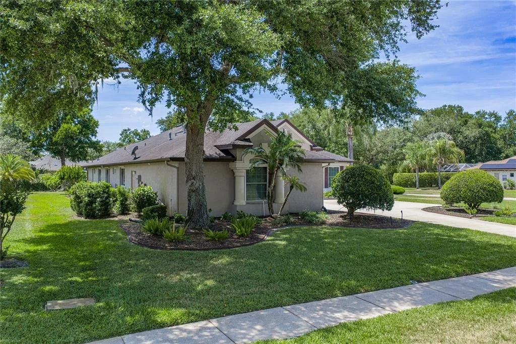 Photo of 6105 AUDUBON MANOR BOULEVARD