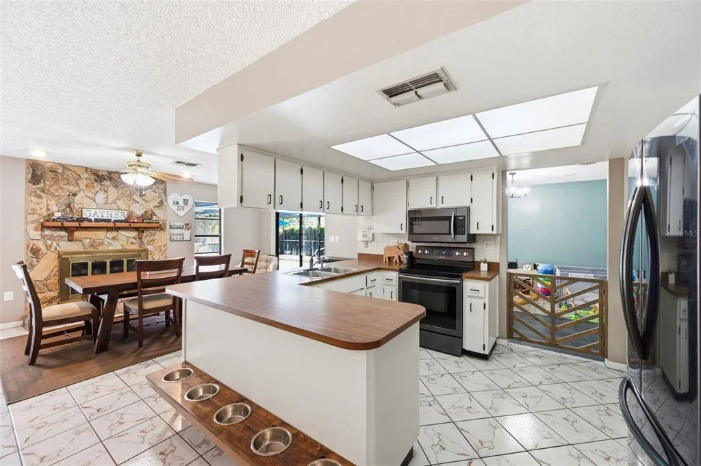 Photo of 7377 SKYLARK DRIVE