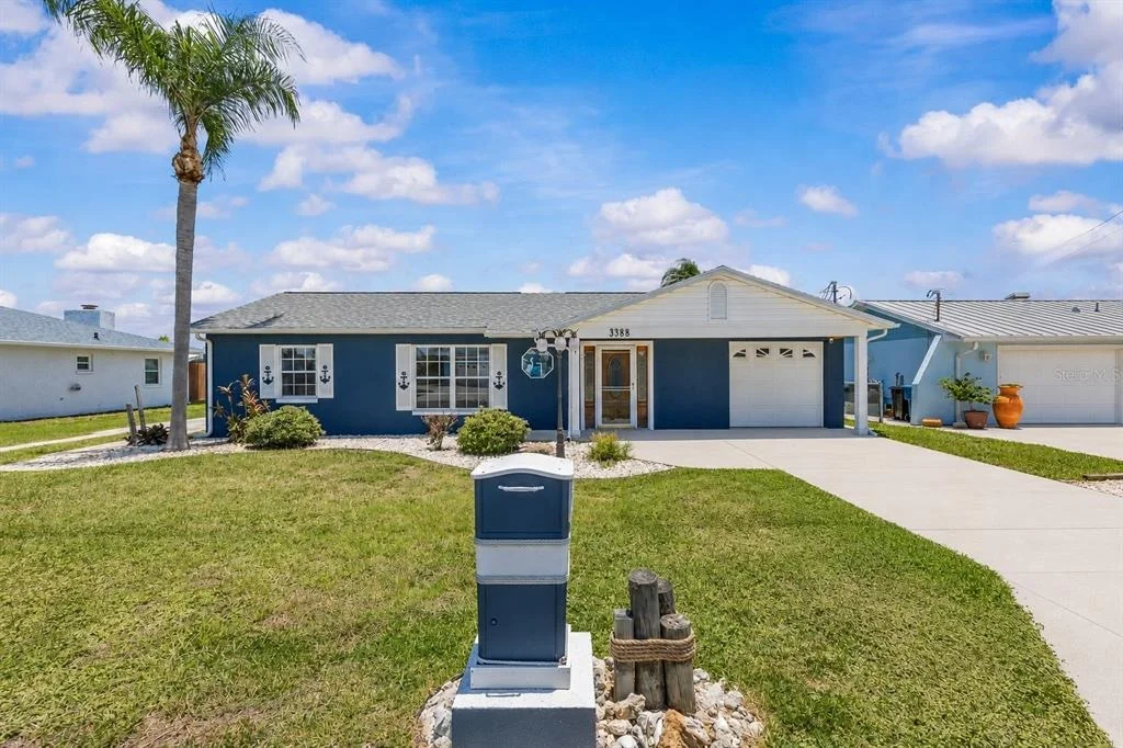 Photo of 3388 OLEANDER DRIVE