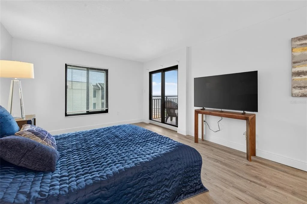 Photo of Unit P3 at 1275 OCEAN SHORE BOULEVARD