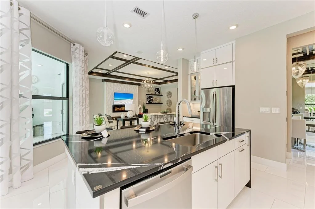 Photo of 5060 SIMONS COURT