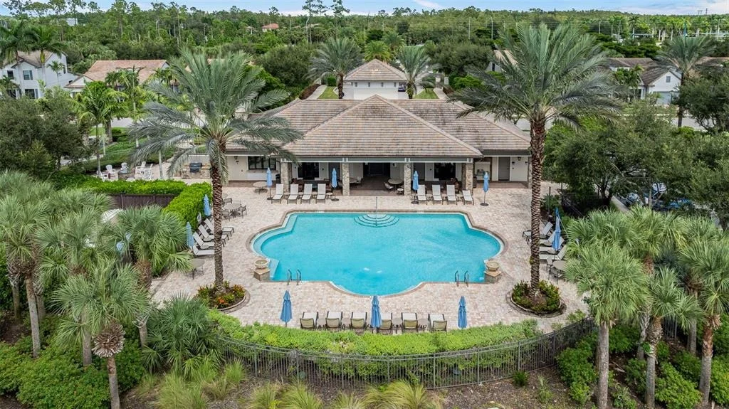 Photo of 16293 CAMDEN LAKES CIRCLE