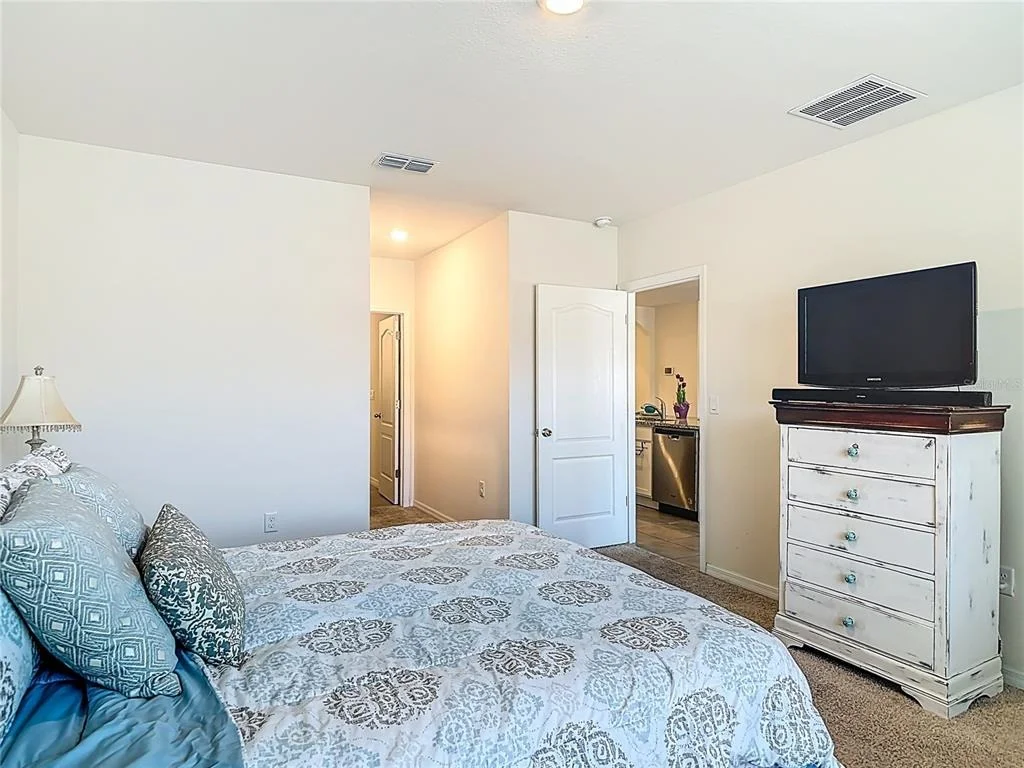 Photo of 712 RED HAWK LANE
