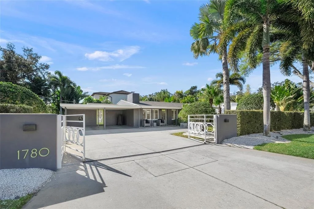 Photo of 1780 SPRING CREEK DRIVE