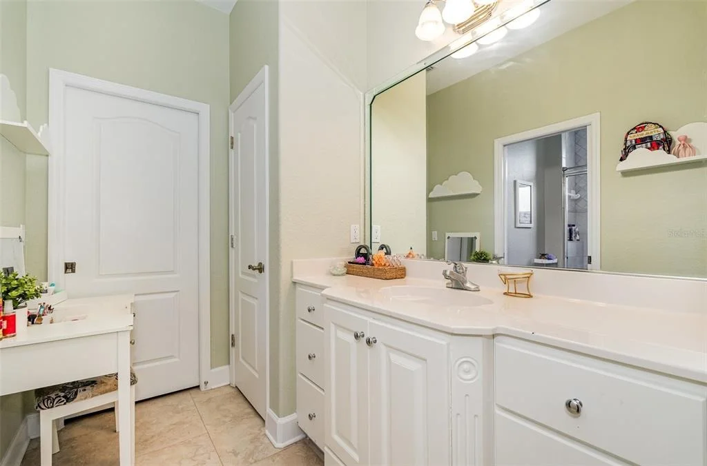 Photo of 5820 HERONS LANDING DRIVE