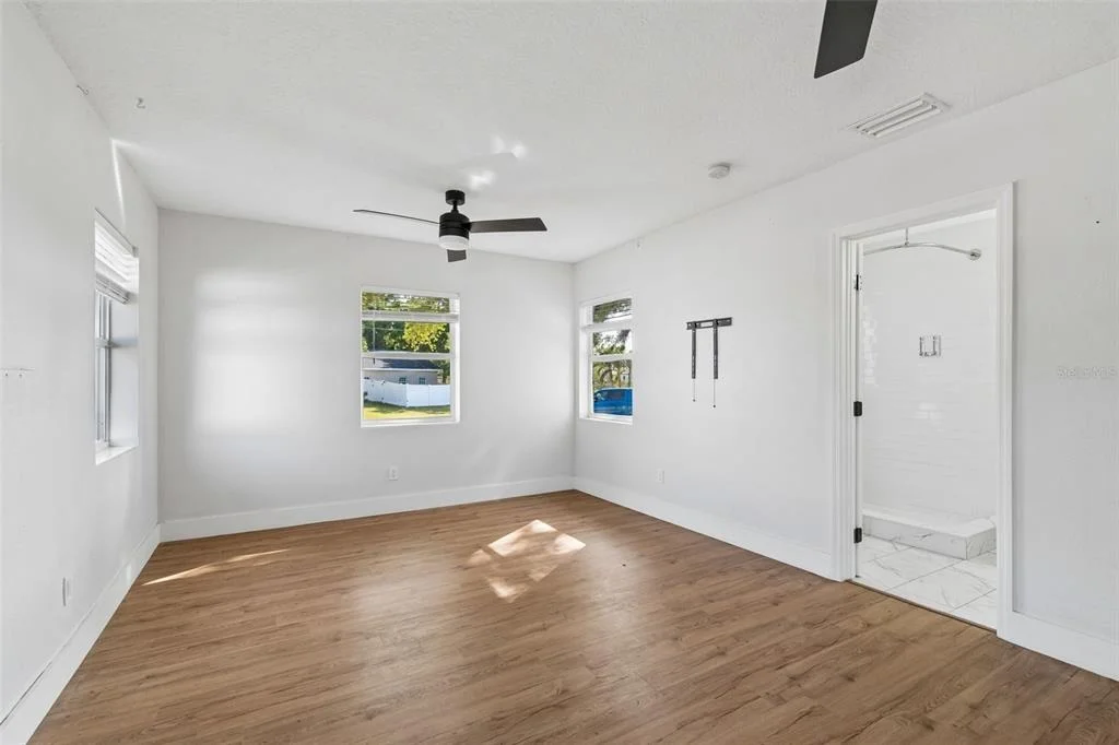 Photo of 125 HARBOR BLUFF DRIVE