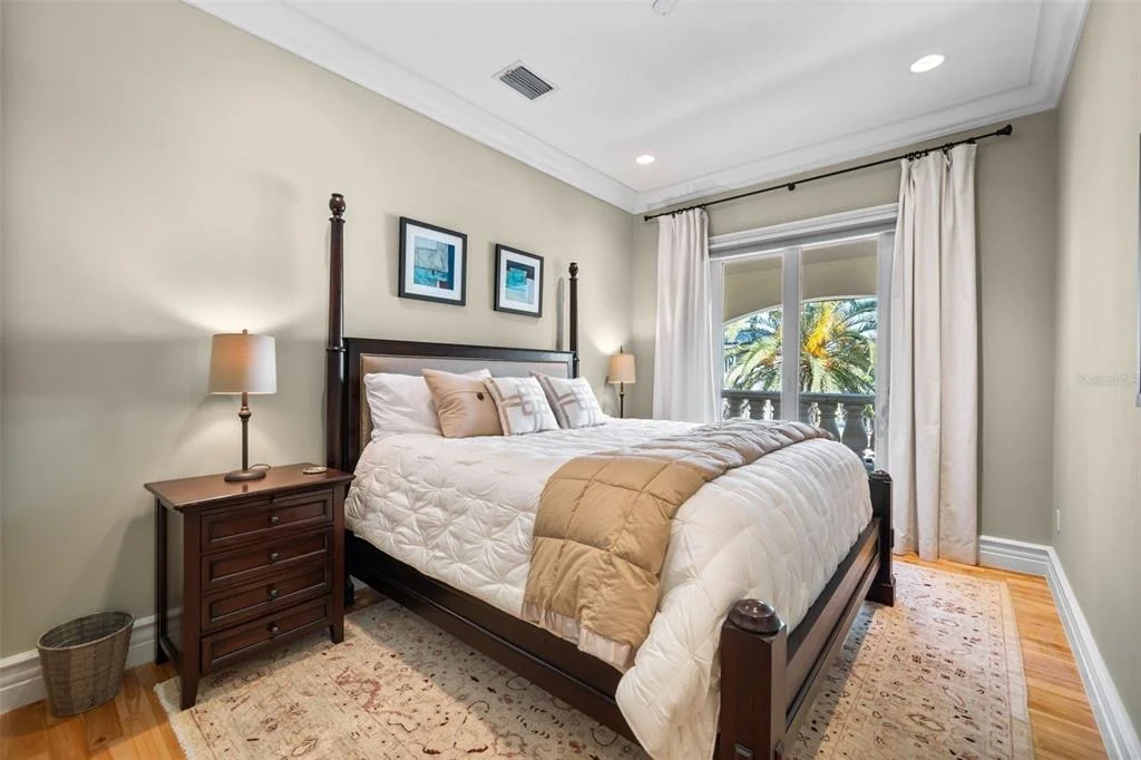 Photo of 1394 HARBOR DRIVE