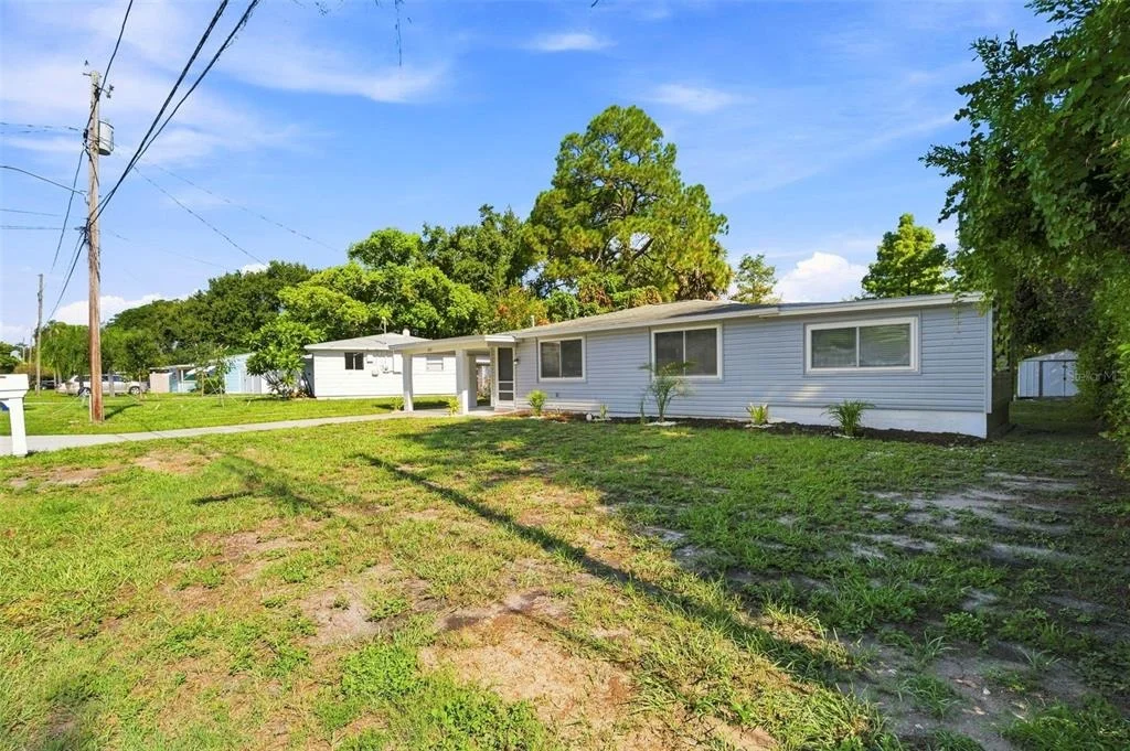 Photo of 660 DEXTER DRIVE