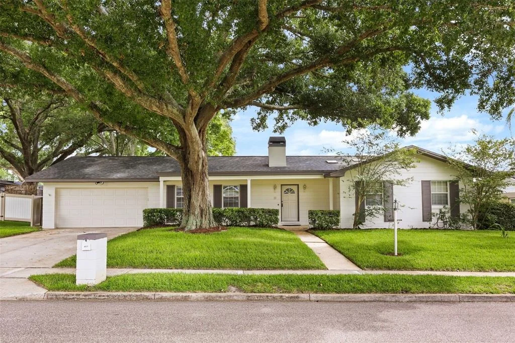 Photo of 407 HERMITAGE DRIVE