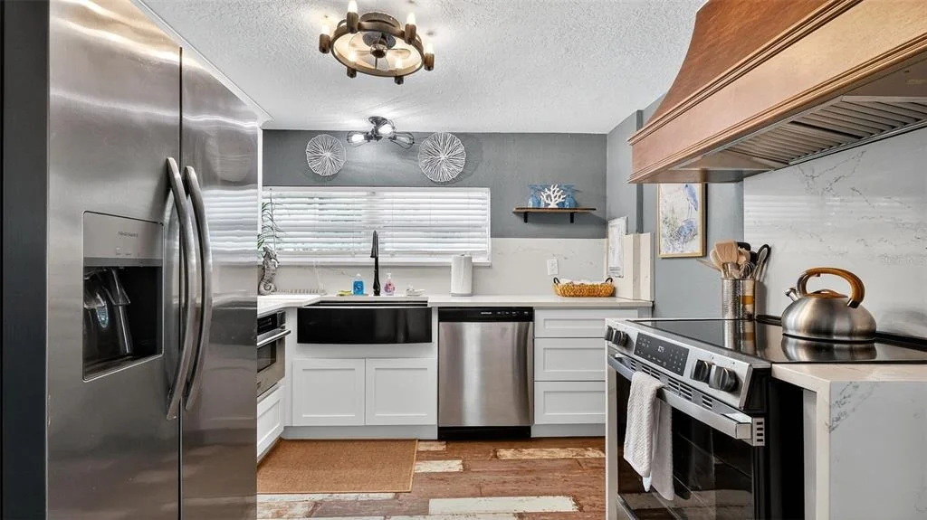 Photo of 5411 TEAL DRIVE