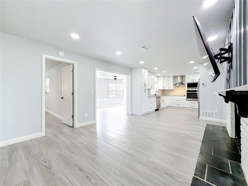 Photo of 2178 WATERSIDE DRIVE