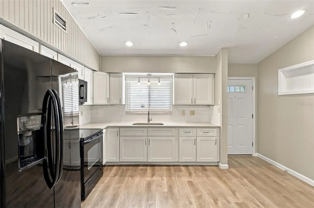 Photo of 5757 DEVON STREET