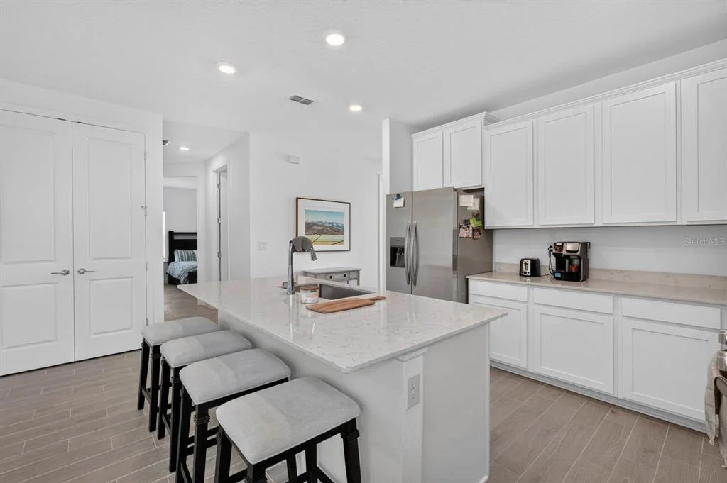 Photo of 2173 RAGLAN CIRCLE