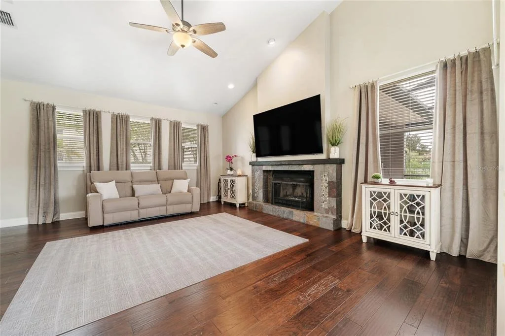 Photo of 8612 OLDBRIDGE LANE