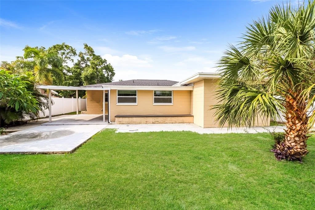 Photo of 10293 SATSUMA ROAD