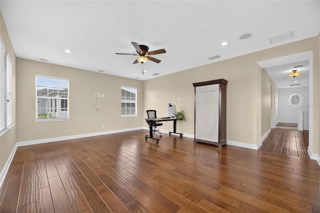 Photo of 715 ISLEBAY DRIVE