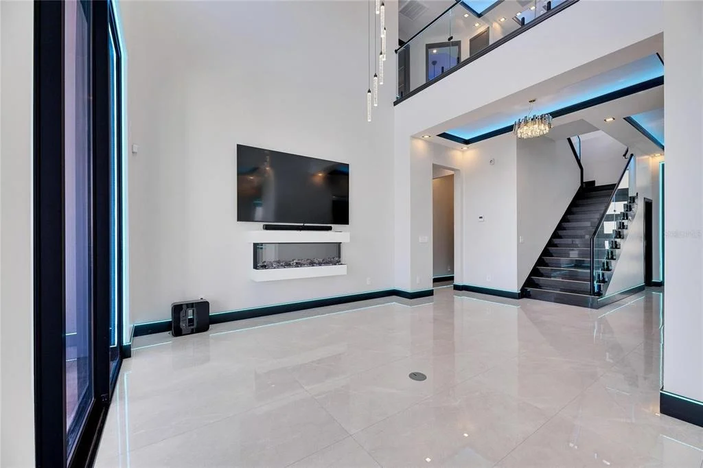 Photo of 6538 SIMONE SHORES CIRCLE