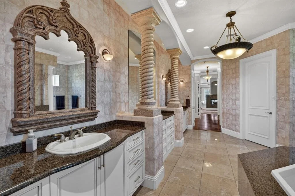 Photo of 1117 OXBRIDGE LANE