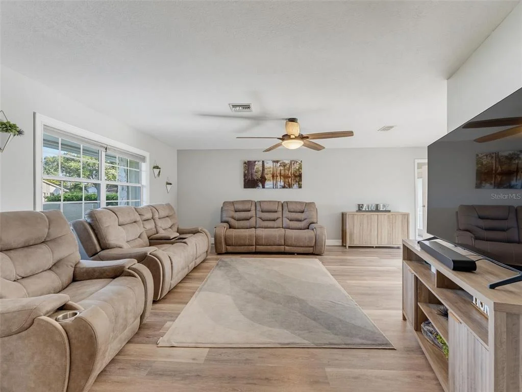 Photo of 1846 DEL ROBLES DRIVE