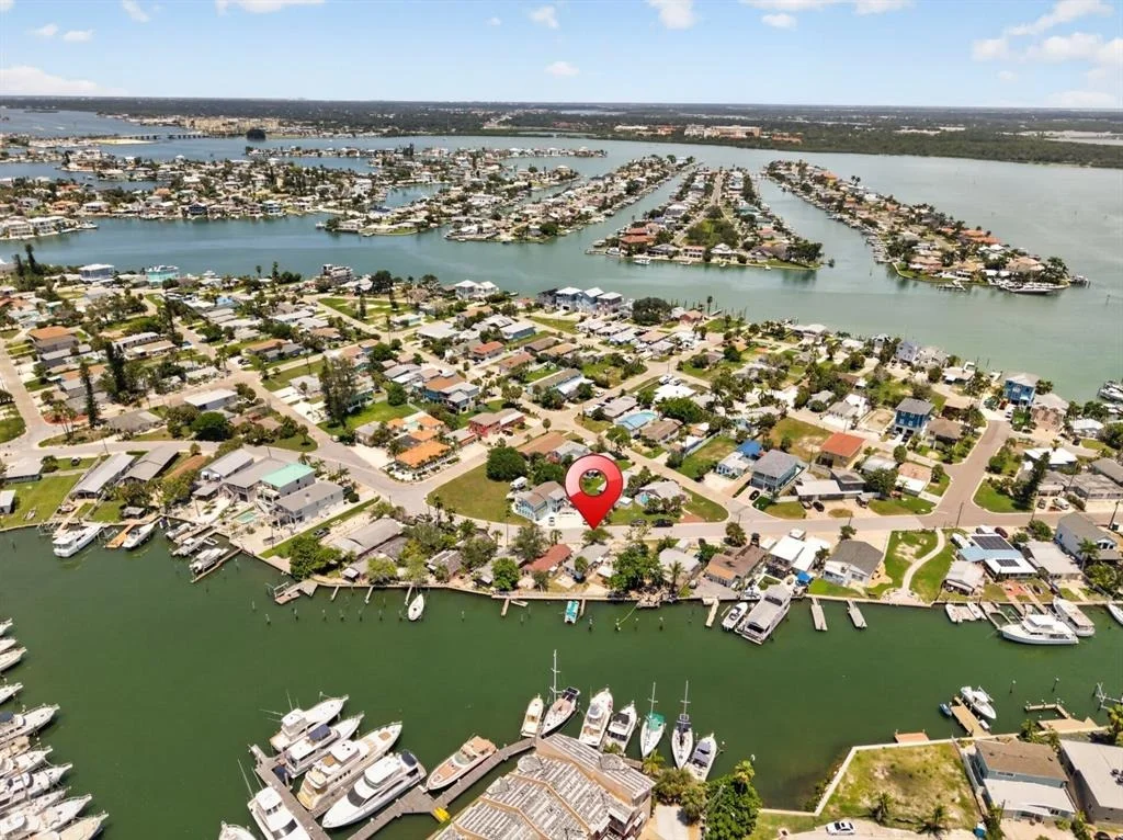 Photo of 249 BOCA CIEGA DRIVE