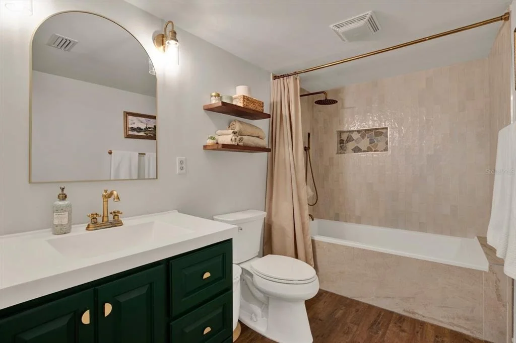 Photo of 7295 HUBERT STREET