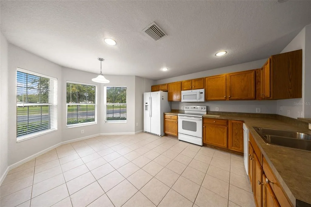 Photo of 4223 SW 53 CIRCLE