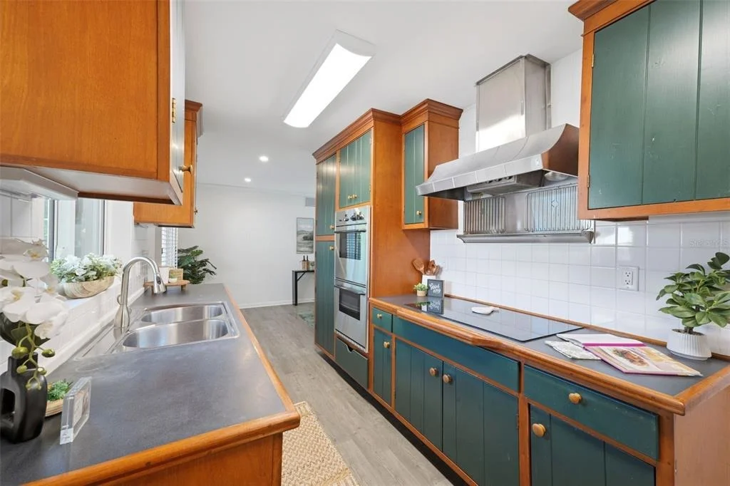 Photo of 1856 FRANCIS DRIVE
